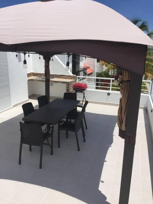 Casa Monik, A Dos Pasos De La Playa Cancún Exterior foto