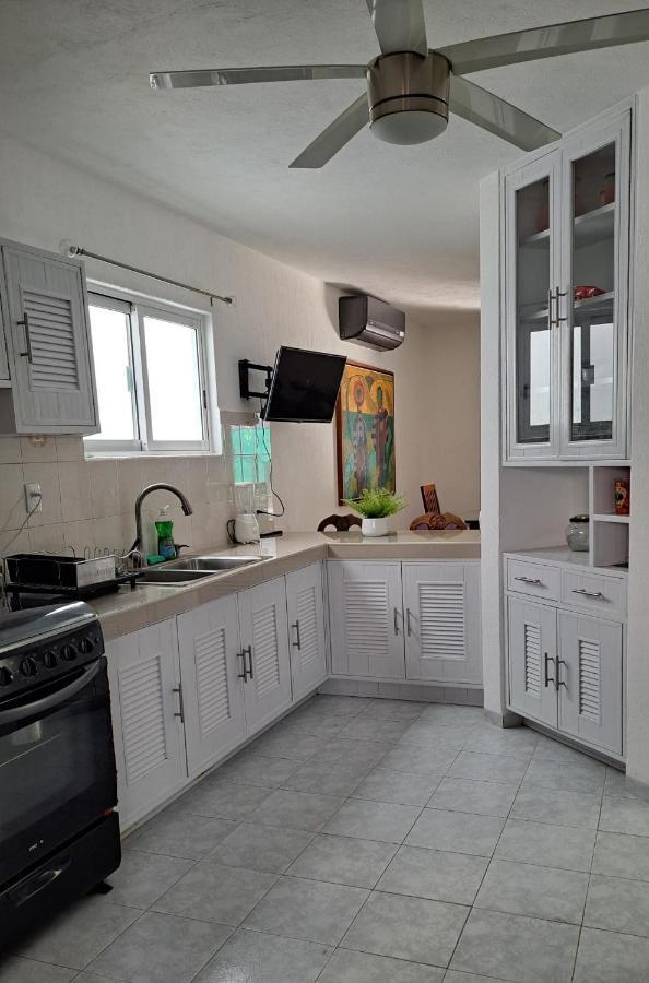 Casa Monik, A Dos Pasos De La Playa Cancún Exterior foto
